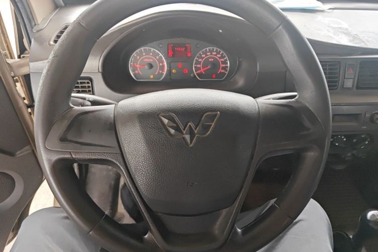 Used Wuling Rongguang 2021 1.5L Extended Standard Version with Air Conditioning – L3C Steering Wheel