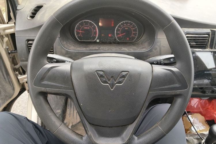 Used Wuling Rongguang 2021 1.5L Extended Basic Version L3C Steering Wheel