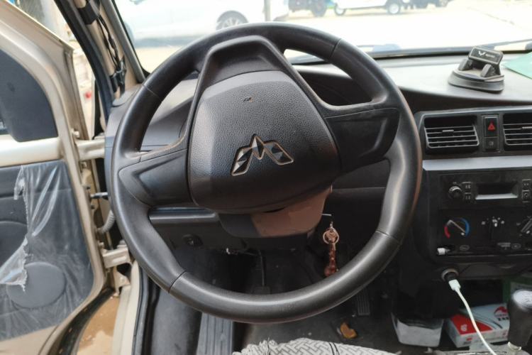 Used Wuling Rongguang 2021 1.5L Extended Basic Enclosed-Window Vehicle 2 Seats L3C Steering Wheel