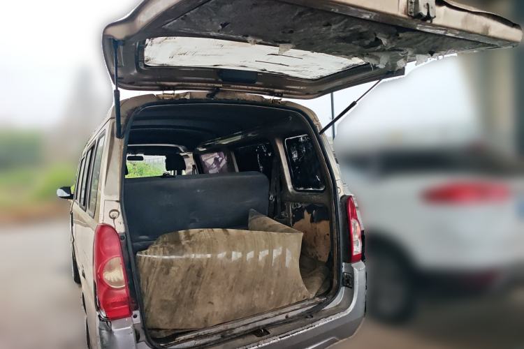 Used Wuling Rongguang 2021 1.5L Extended Standard Version with Air Conditioning – L3C Trunk