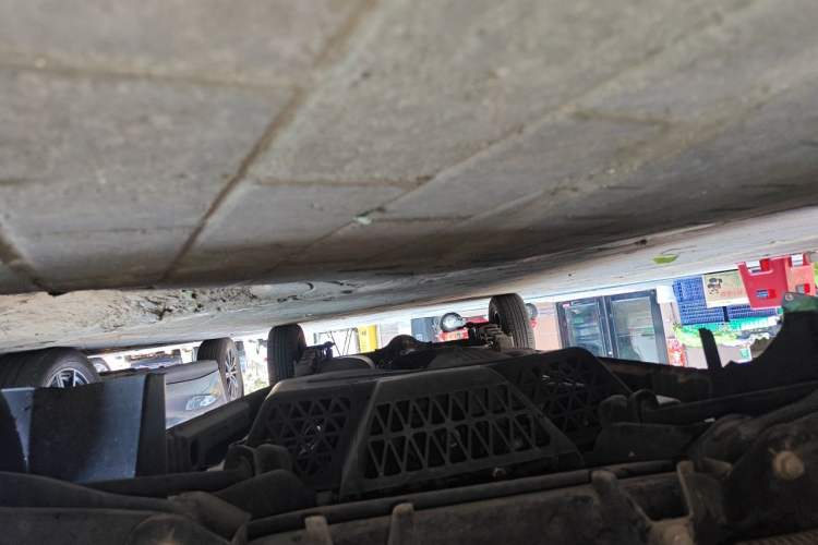 Used Wuling Rongguang  Chassis Front
