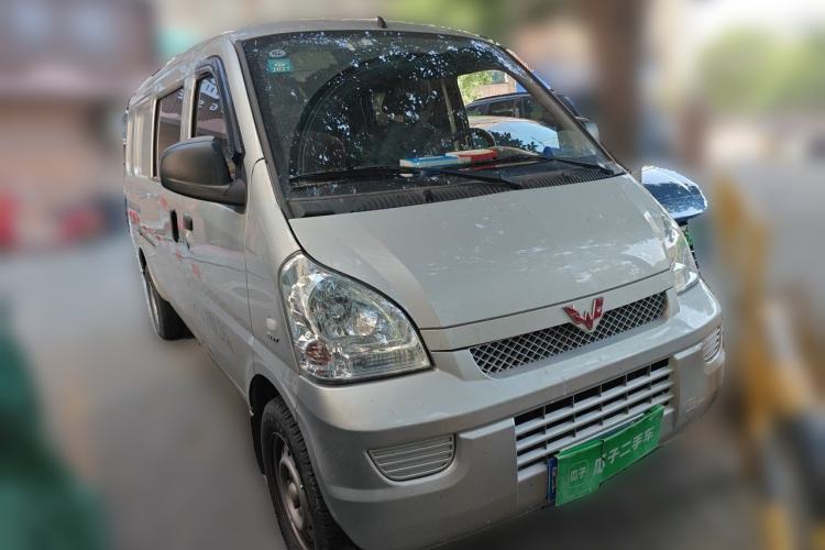 Used Wuling Rongguang  Front Right 45 Deg