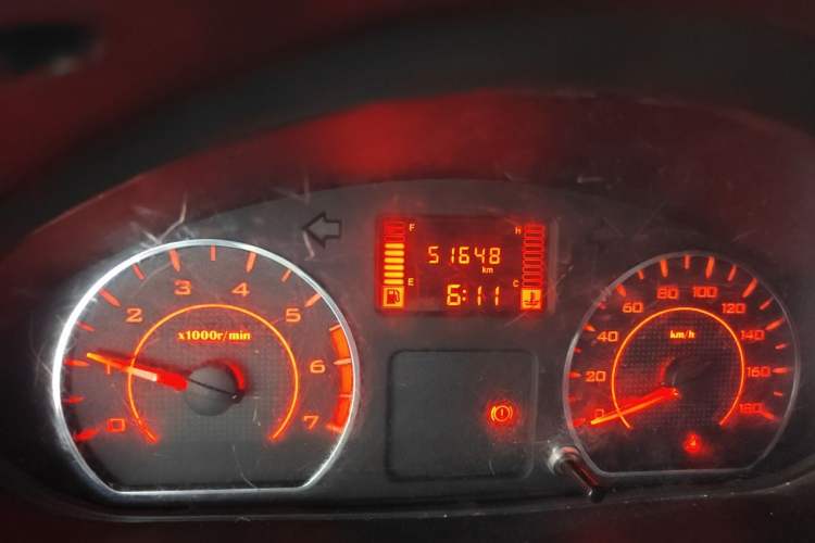 Used Wuling Rongguang  Odometer Close Up