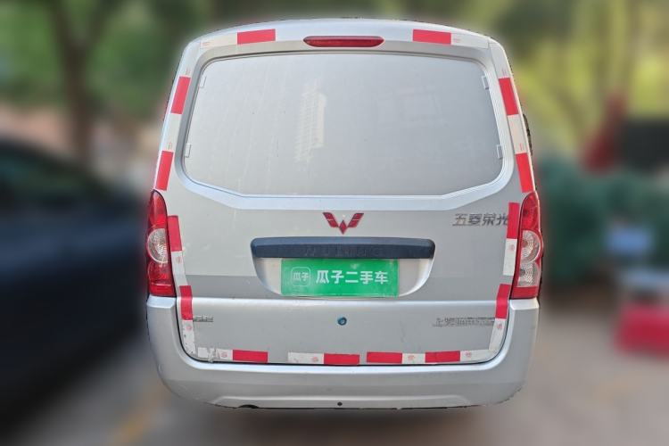 Used Wuling Rongguang  Rear