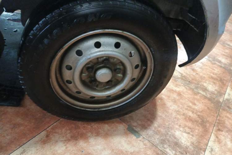 Used Wuling Rongguang  Right Front Wheel Hub