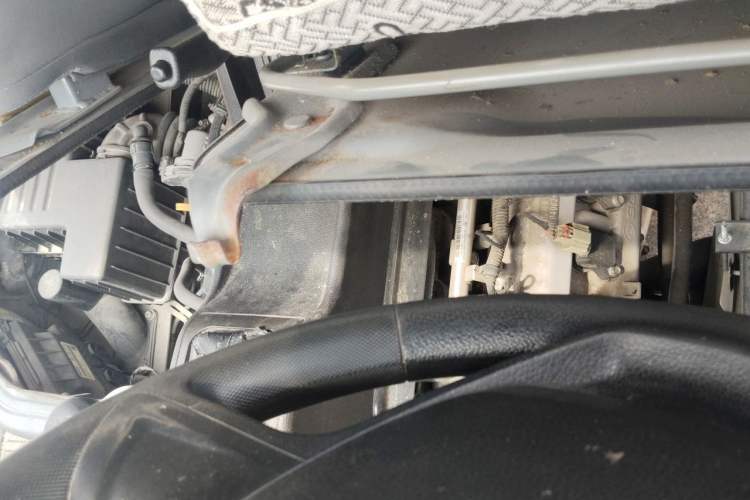 Used Wuling Rongguang  Engine Bay