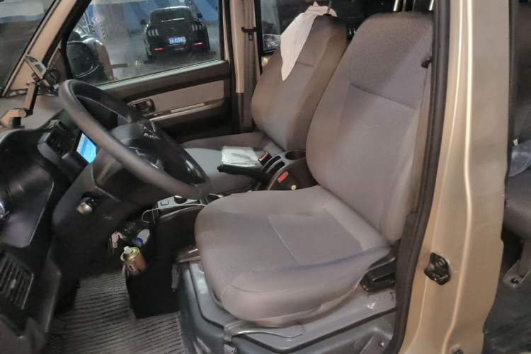 Used Wuling Rongguang EV 2020 Basic Version 7-Seater 300 km Left Front Seat