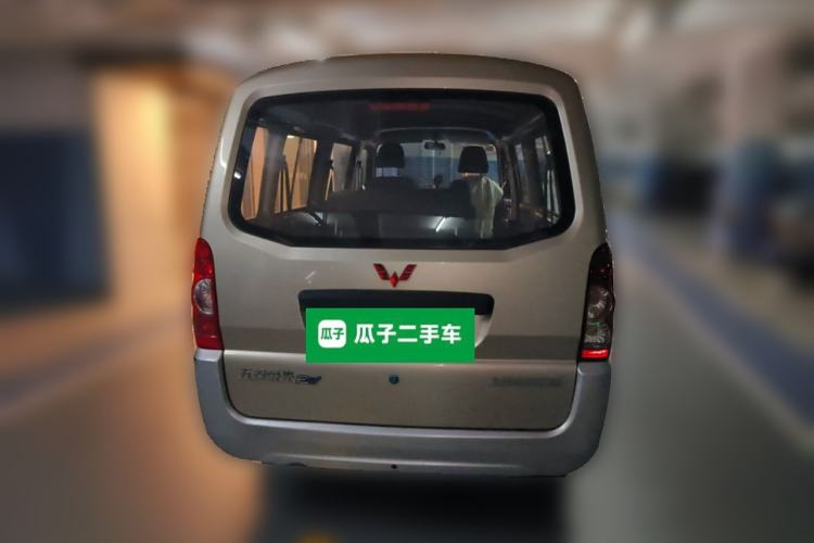 Used Wuling Rongguang EV 2020 Basic Version 7-Seater 300 km Rear