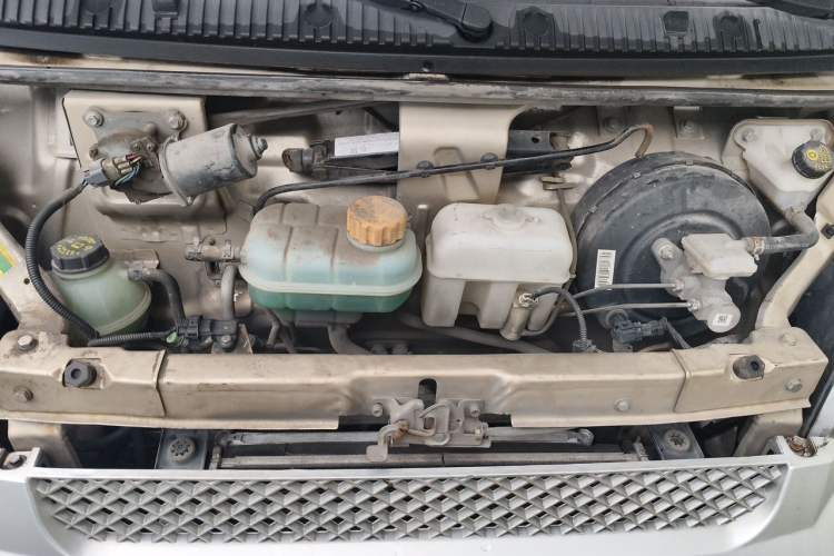 Used Wuling Rongguang EV 2020 Basic Version 7-Seater 300 km Engine Bay