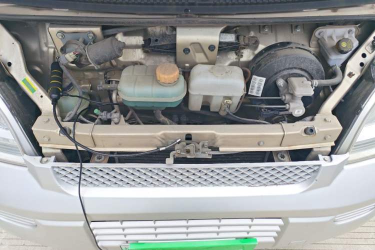 Used Wuling Rongguang EV 2020 Basic Version 7-Seater 300 km Engine Bay