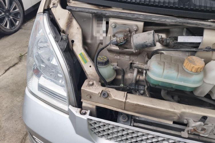 Used Wuling Rongguang EV 2020 Basic Version 7-Seater 300 km Engine Bay Right