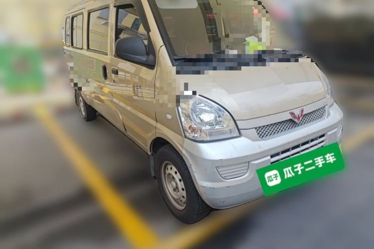 Used Wuling Rongguang EV 2020 Basic Version 7-Seater 300 km Exterior 2