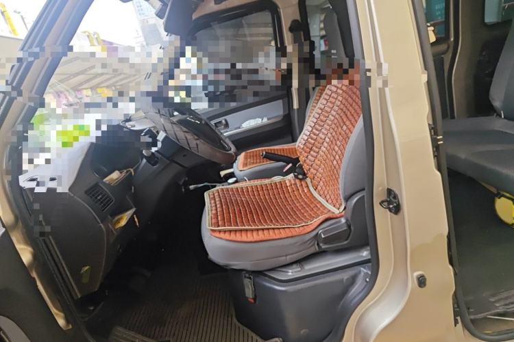 Used Wuling Rongguang EV 2020 Basic Version 7-Seater 300 km Left Front Seat