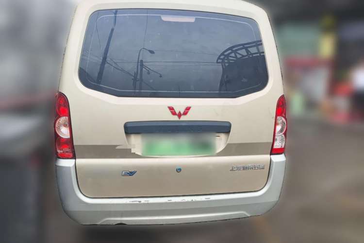 Used Wuling Rongguang EV 2020 Basic Version 7-Seater 300 km Rear