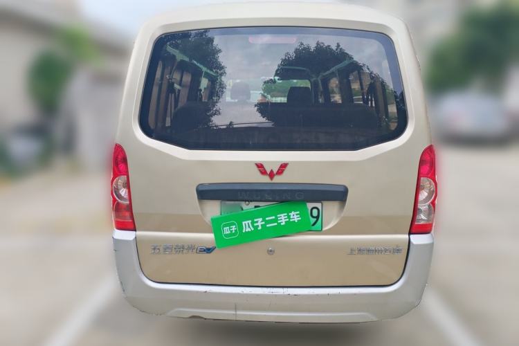 Used Wuling Rongguang EV 2020 Basic Version 7-Seater 300 km Rear