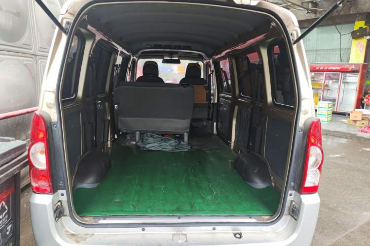 Used Wuling Rongguang EV 2020 Basic Version 7-Seater 300 km Trunk