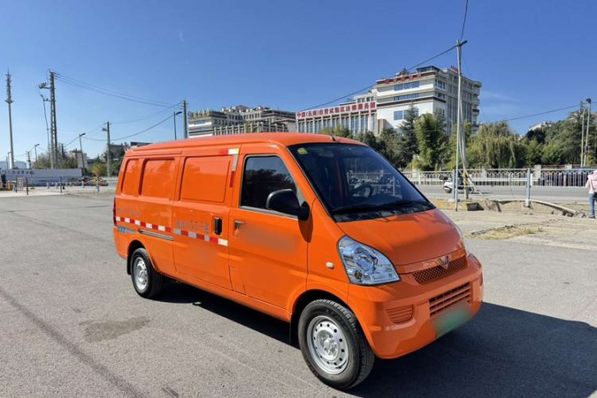 Used Wuling Rongguang EV 2020 Enclosed Window Version Base Model 2 Seats 300 KM Exterior 2