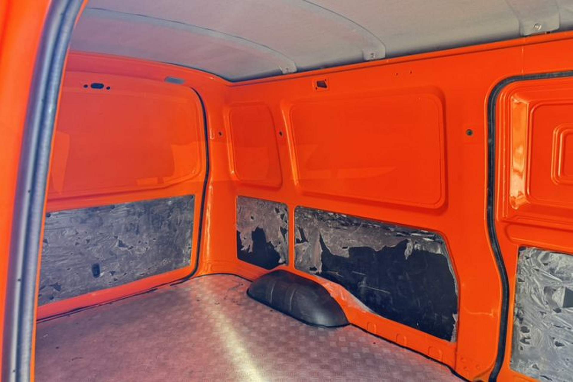 Used Wuling Rongguang EV 2020 Enclosed Window Version Base Model 2 Seats 300 KM Exterior 6