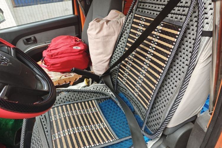 Used Wuling Rongguang EV 2020 Enclosed Window Version Base Model 2 Seats 300 KM Left Rear Seat
