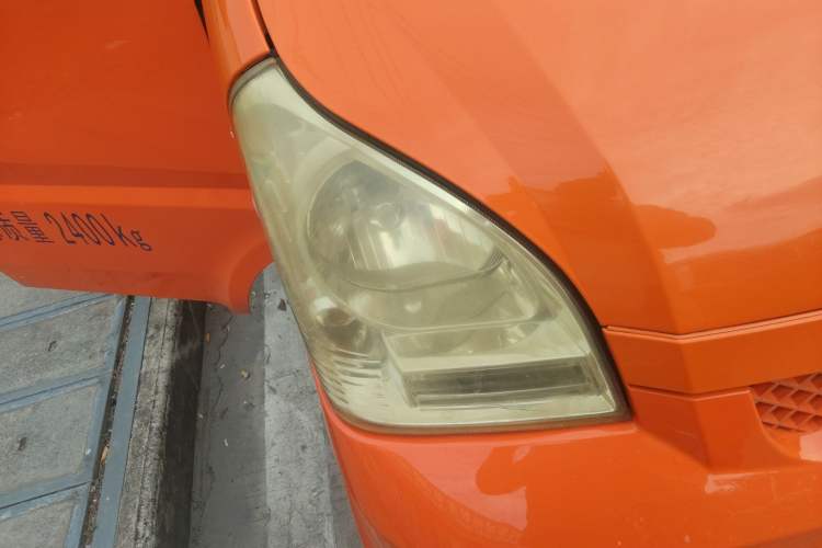 Used Wuling Rongguang EV 2020 Enclosed Window Version Base Model 2 Seats 300 KM Right Front Headlight