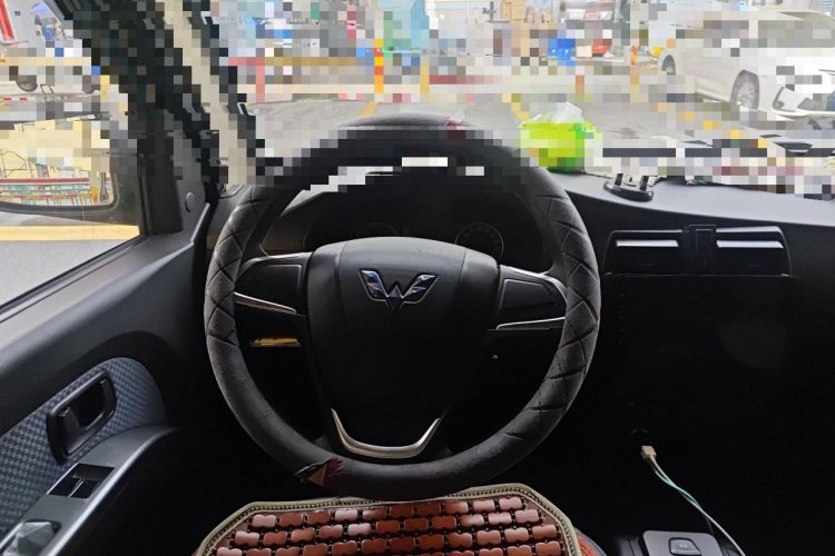 Used Wuling Rongguang EV 2020 Basic Version 7-Seater 300 km Steering Wheel