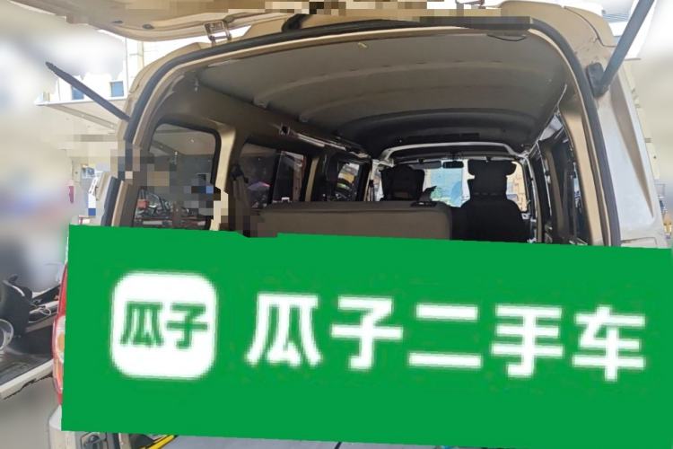 Used Wuling Rongguang EV 2020 Basic Version 7-Seater 300 km Trunk