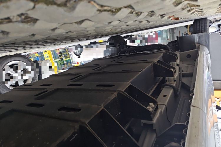 Used Wuling Rongguang EV 2020 Enclosed Window Version Base Model 2 Seats 300 KM Chassis Rear Left