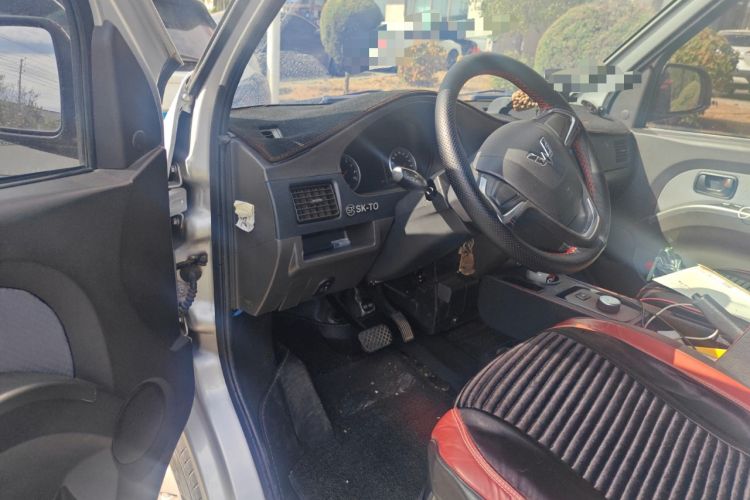 Used Wuling Rongguang EV 2020 Basic Version 7-Seater 300 km Driver Seat