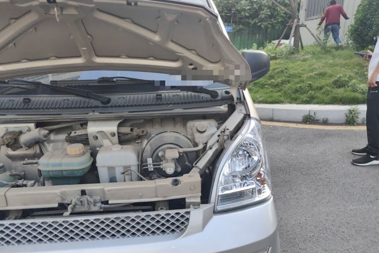 Used Wuling Rongguang EV 2020 Basic Version 7-Seater 300 km Engine Bay Left
