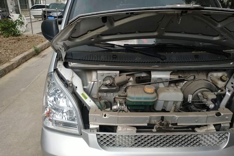 Used Wuling Rongguang EV 2020 Basic Version 7-Seater 300 km Engine Bay Right