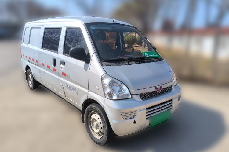 Used Wuling Rongguang EV 2020 Window-Sealed Basic Version 5 Seats 300 KM Exterior 2