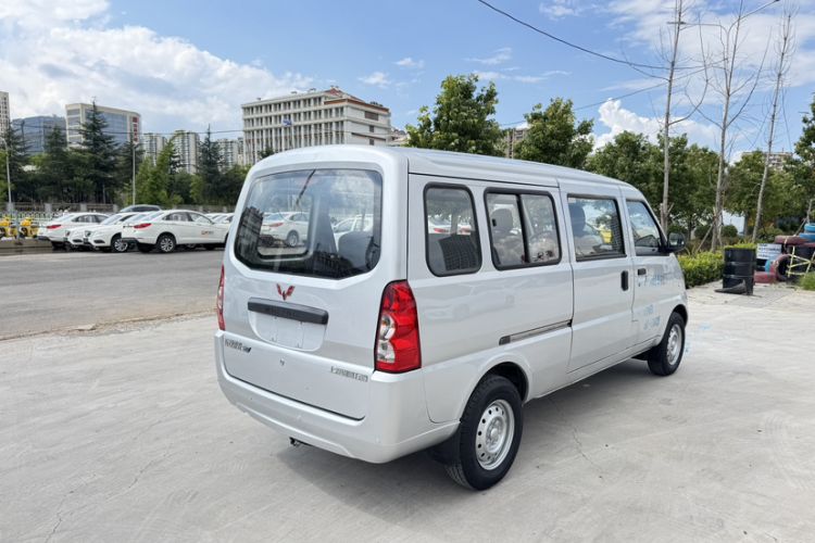 Used Wuling Rongguang EV 2020 Basic Version 7-Seater 300 km Exterior 3