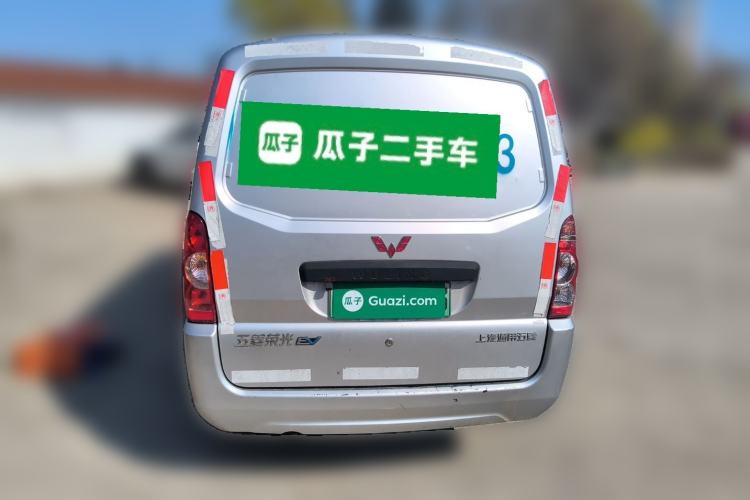 Used Wuling Rongguang EV 2020 Window-Sealed Basic Version 5 Seats 300 KM Exterior 4