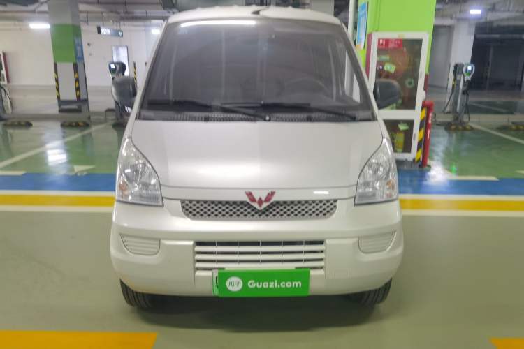 Used Wuling Rongguang EV 2020 Basic Version 7-Seater 300 km Front