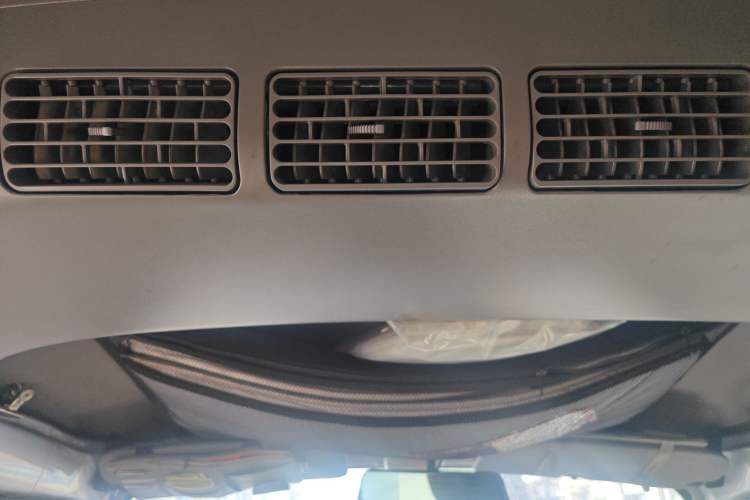Used Wuling Rongguang EV 2020 Basic Version 7-Seater 300 km Headliner