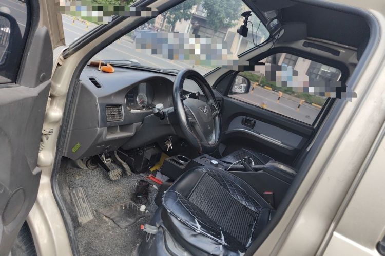 Used Wuling Rongguang EV 2020 Basic Version 7-Seater 300 km Left Front Seat