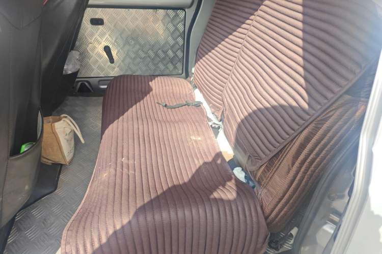 Used Wuling Rongguang EV 2020 Basic Version 7-Seater 300 km Left Rear Seat