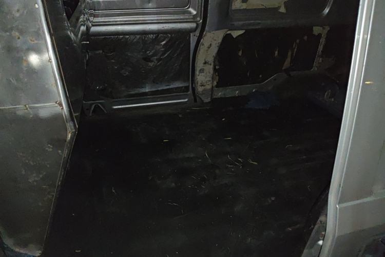 Used Wuling Rongguang EV 2020 Enclosed Window Version Base Model 2 Seats 300 KM Left Rear Seat