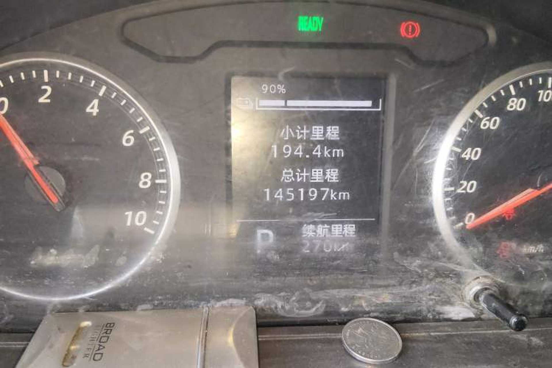 Used Wuling Rongguang EV 2020 Basic Version 7-Seater 300 km Odometer Close Up
