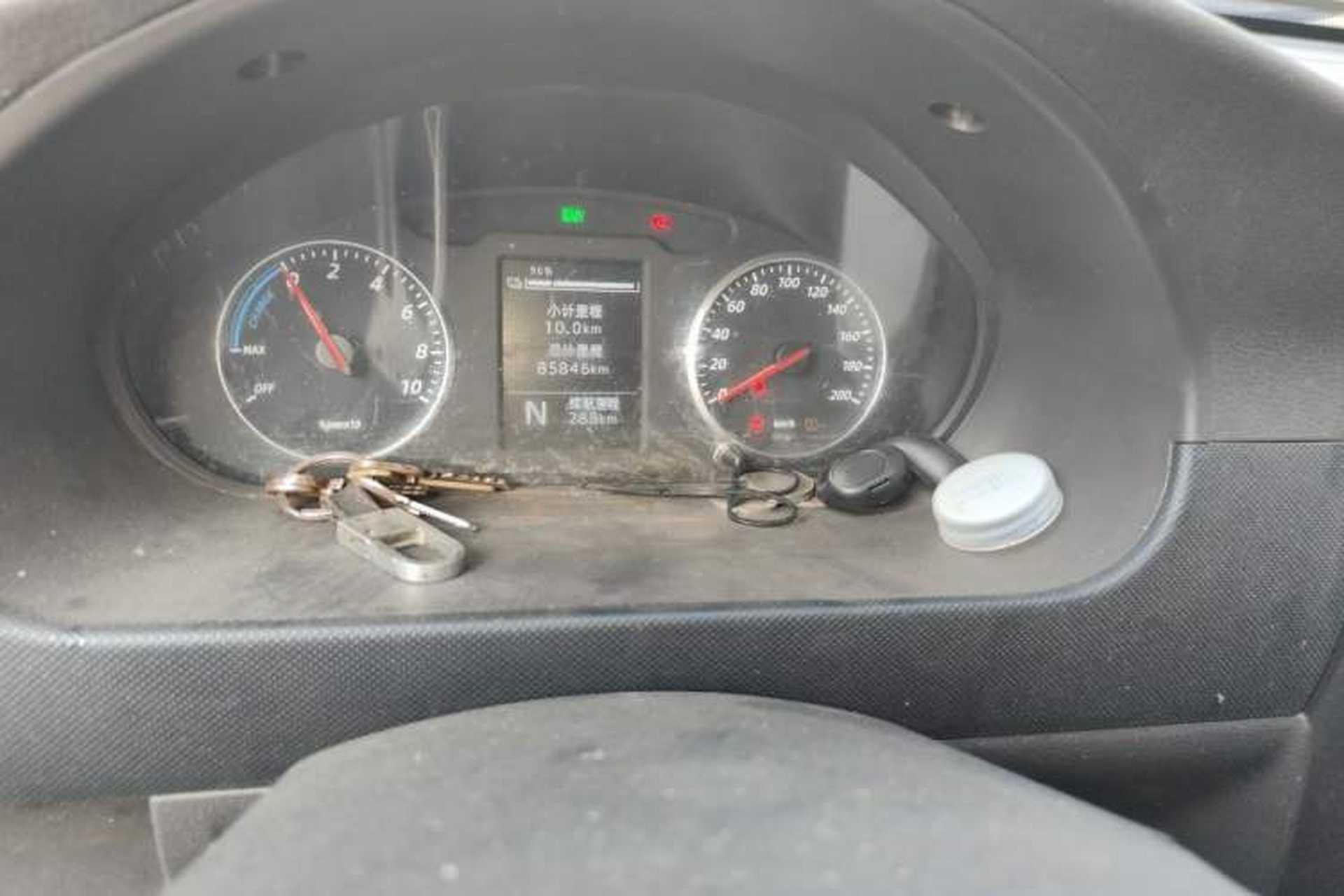 Used Wuling Rongguang EV 2020 Basic Version 7-Seater 300 km Odometer Close Up