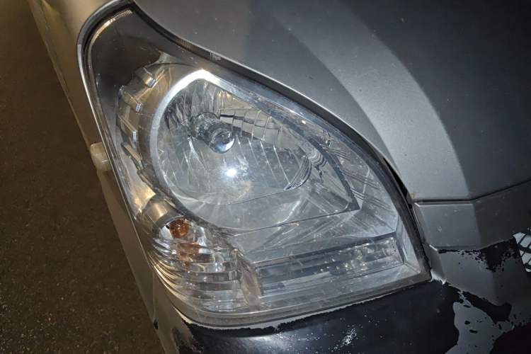 Used Wuling Rongguang EV 2020 Enclosed Window Version Base Model 2 Seats 300 KM Right Front Headlight