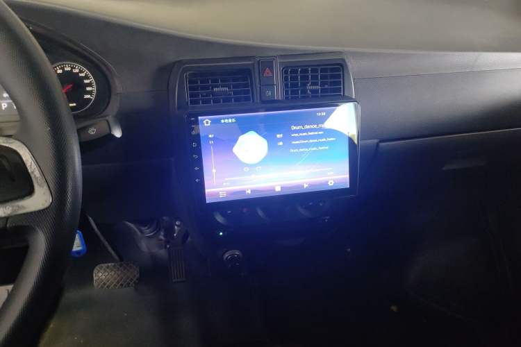 Used Wuling Rongguang EV 2020 Basic Version 7-Seater 300 km Audio And AC Panel
