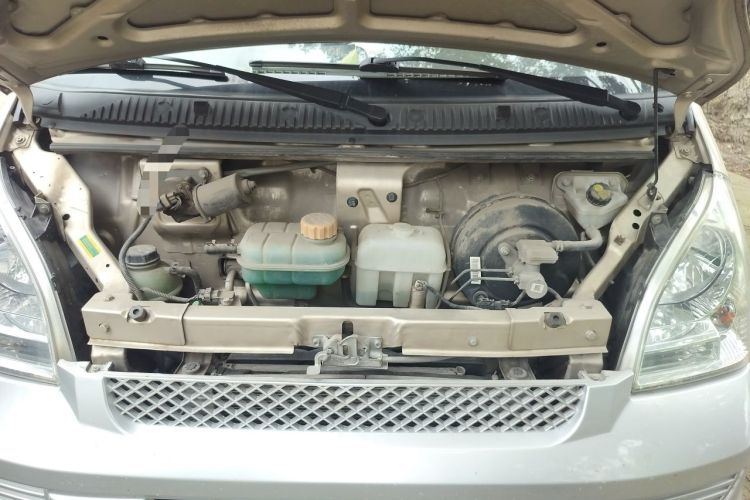 Used Wuling Rongguang EV 2020 Basic Version 7-Seater 300 km Engine Bay
