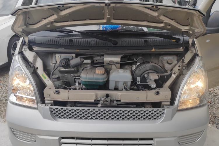 Used Wuling Rongguang EV 2020 Basic Version 7-Seater 300 km Engine Bay