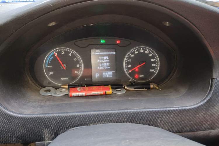 Used Wuling Rongguang EV 2020 Enclosed Window Version Base Model 2 Seats 300 KM Instrument Cluster