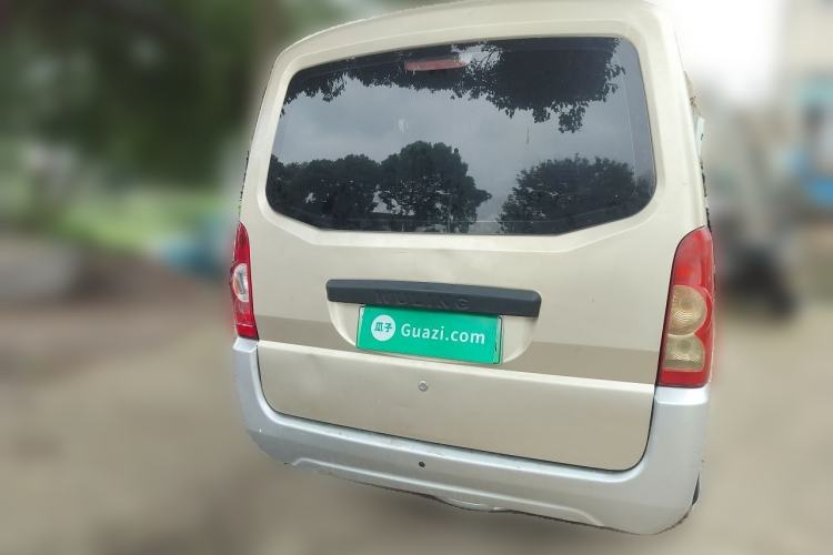 Used Wuling Rongguang EV 2020 Basic Version 7-Seater 300 km Rear