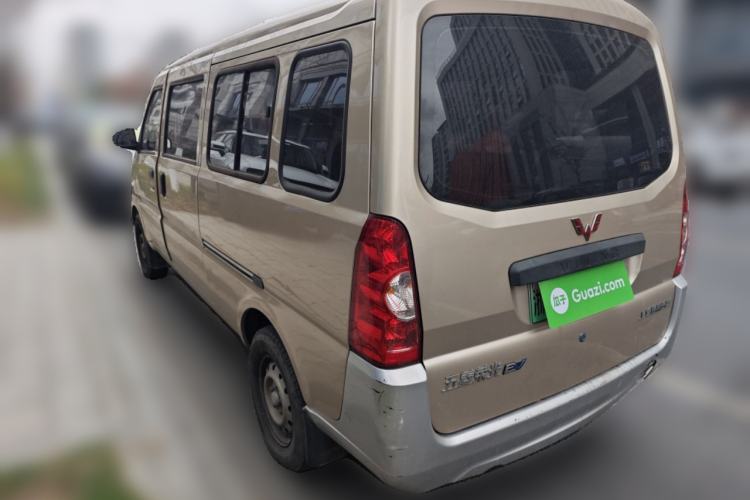 Used Wuling Rongguang EV 2020 Basic Version 7-Seater 300 km Rear Left 45 Deg