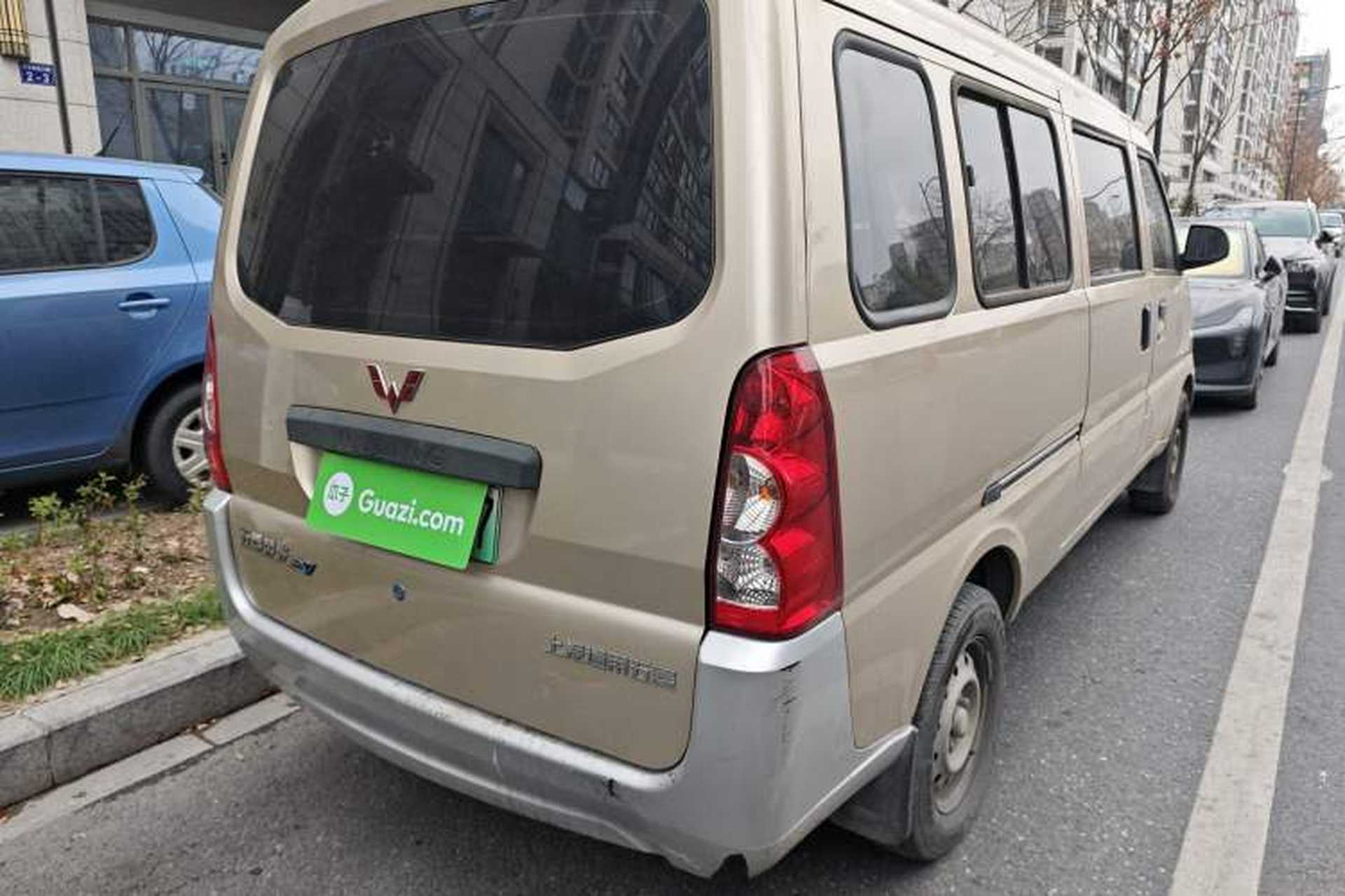 Used Wuling Rongguang EV 2020 Basic Version 7-Seater 300 km Rear Right 45 Deg
