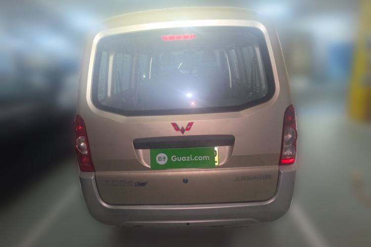 Used Wuling Rongguang EV 2020 Basic Version 7-Seater 300 km Rear