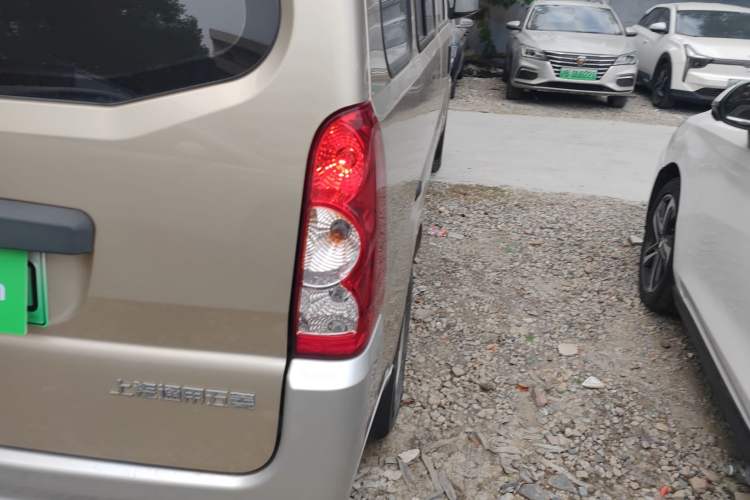 Used Wuling Rongguang EV 2020 Basic Version 7-Seater 300 km Right Rear Taillight